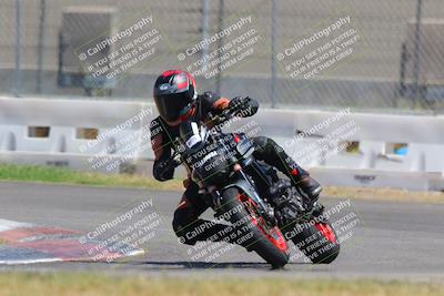 media/Aug-26-2022-Fastrack Riders (Fri) [[055e3b3c9d]]/level 2/Session 3/Turn 9/